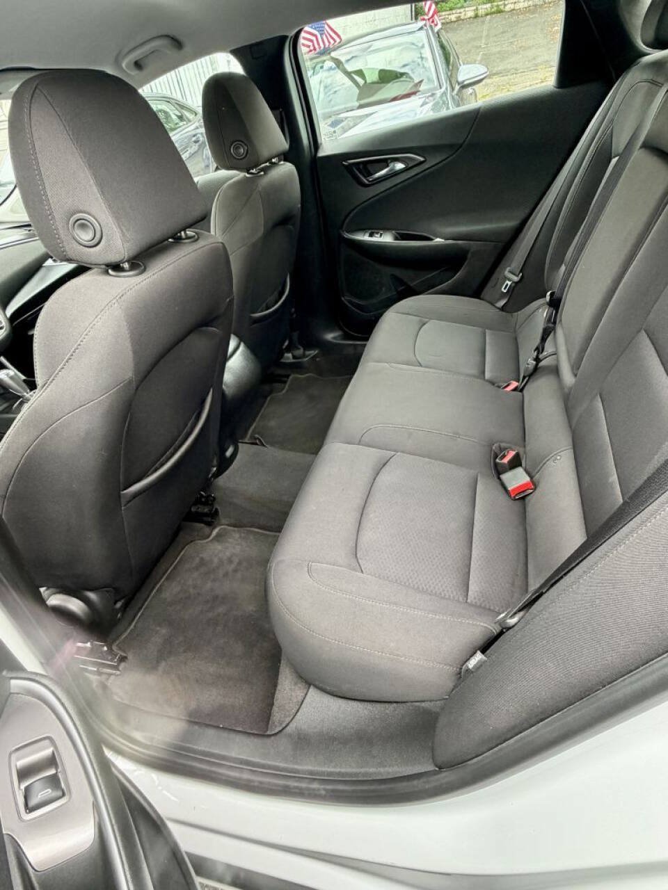 Used 2018 Chevrolet Malibu LS FWD image 15