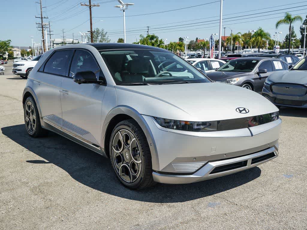Used 2024 Hyundai Ioniq 5 Limited AWD/4WD image 3