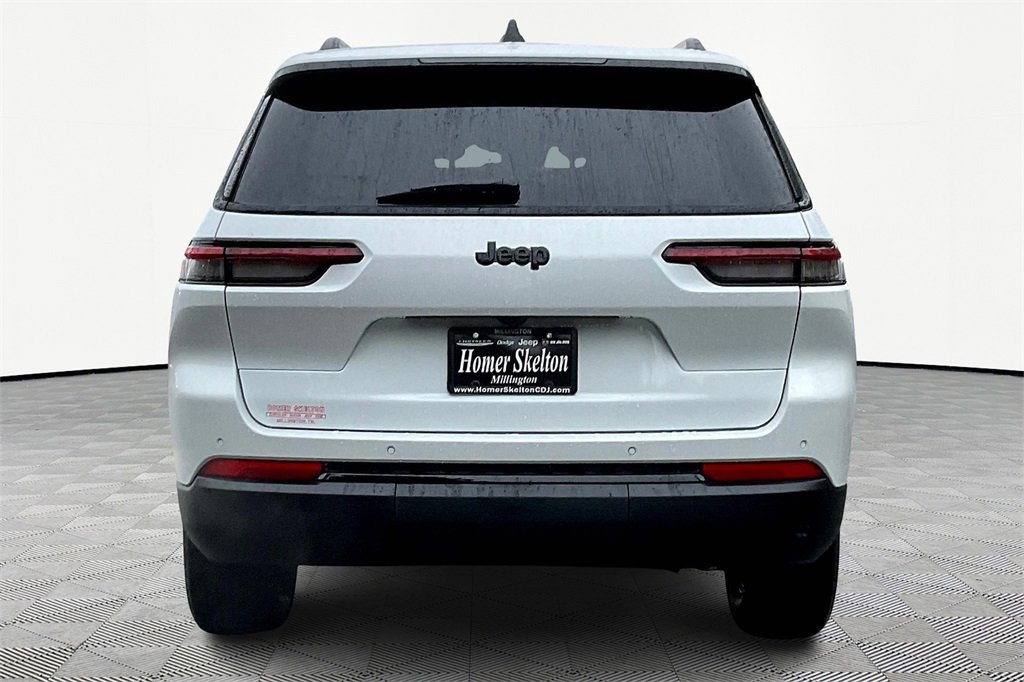 New 2025 Jeep Grand Cherokee L Altitude image 4