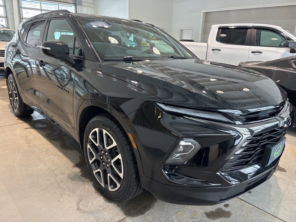 Certified 2023 Chevrolet Blazer RS w/ Driver Confidence II Package AWD/4WD image 6