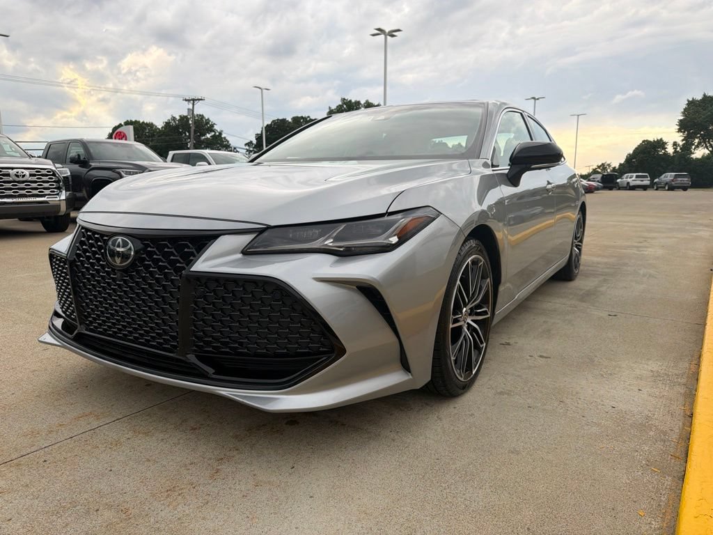 Used 2021 Toyota Avalon Touring w/ Advanced Safety Package FWD image 3