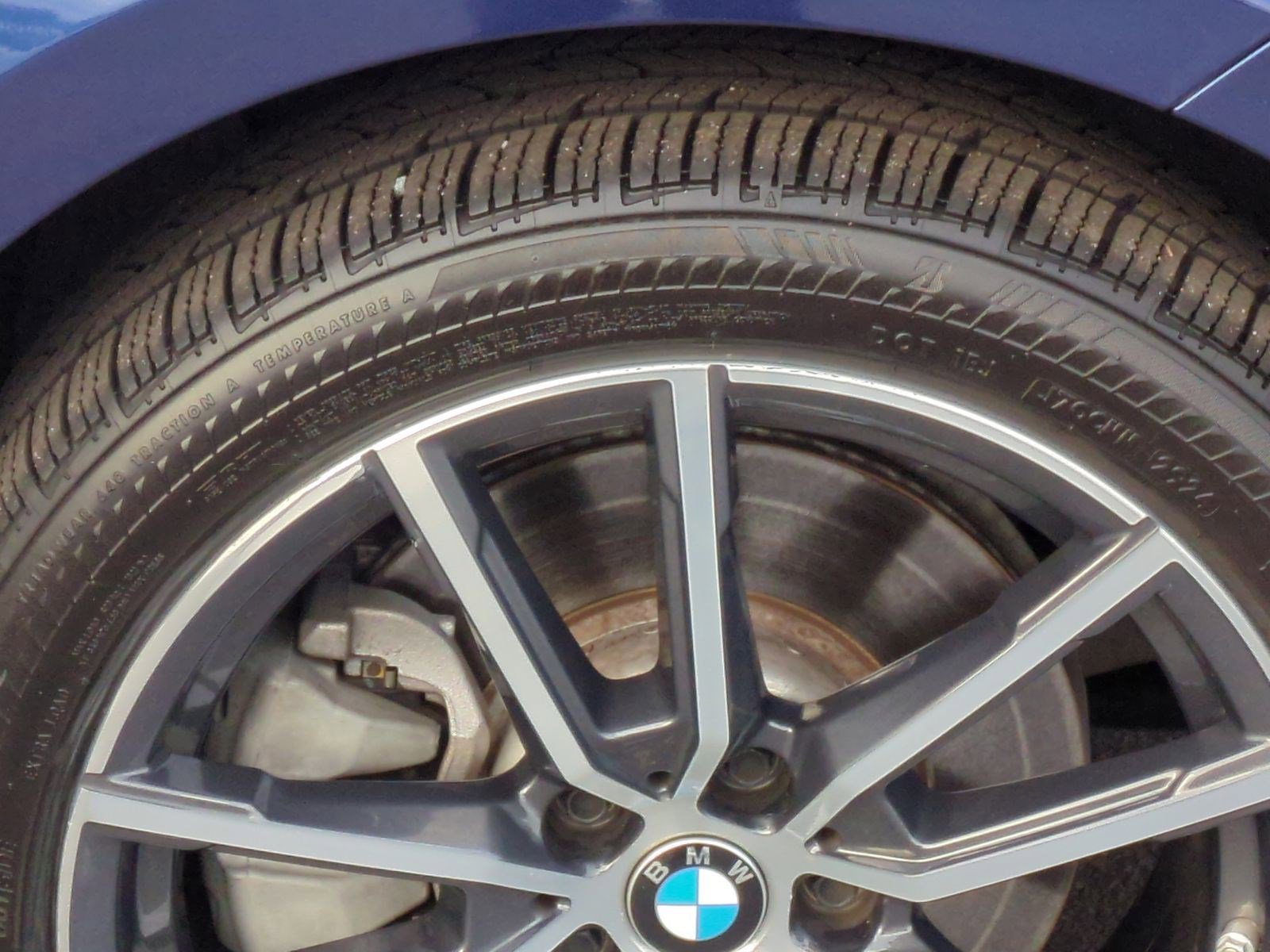 Used 2020 BMW 330i Sedan w/ Premium Package image 12