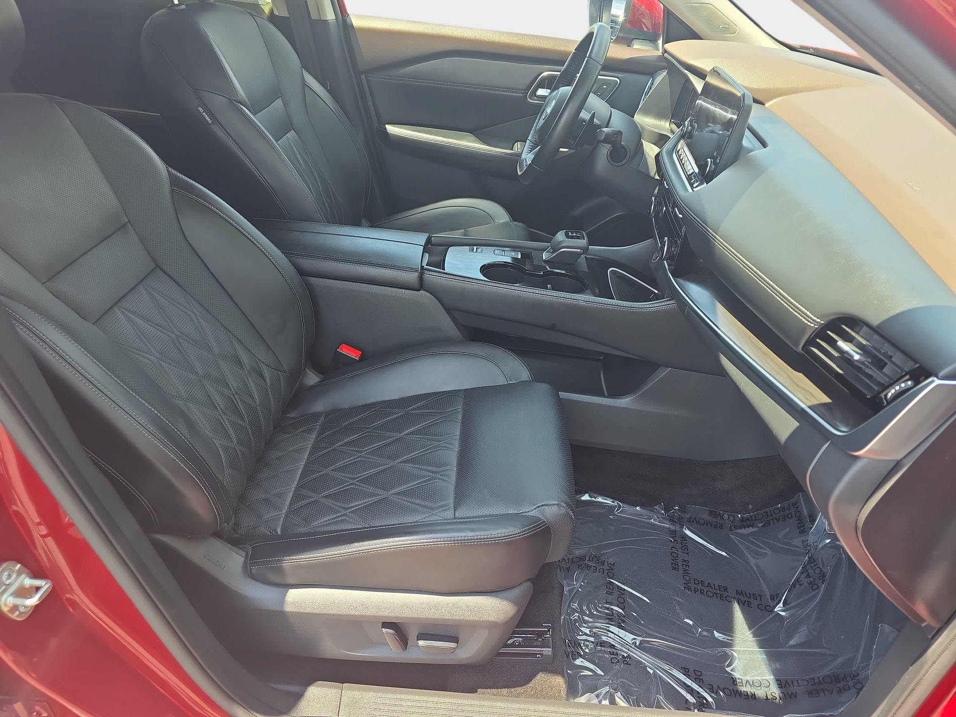 Used 2023 Nissan Rogue Platinum FWD image 10