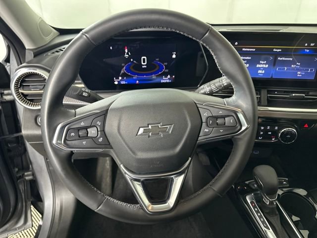 Used 2024 Chevrolet Trax ACTIV w/ Sunroof Package image 14