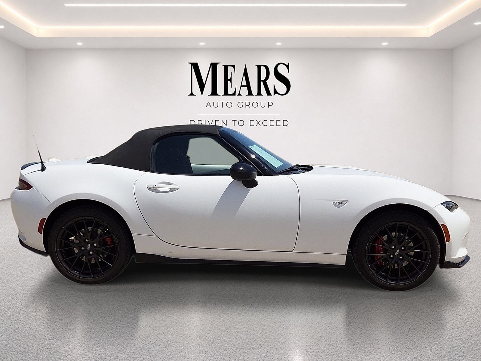 Used 2016 MAZDA MX-5 Miata Club w/ Brembo/BBS Package RWD image 6