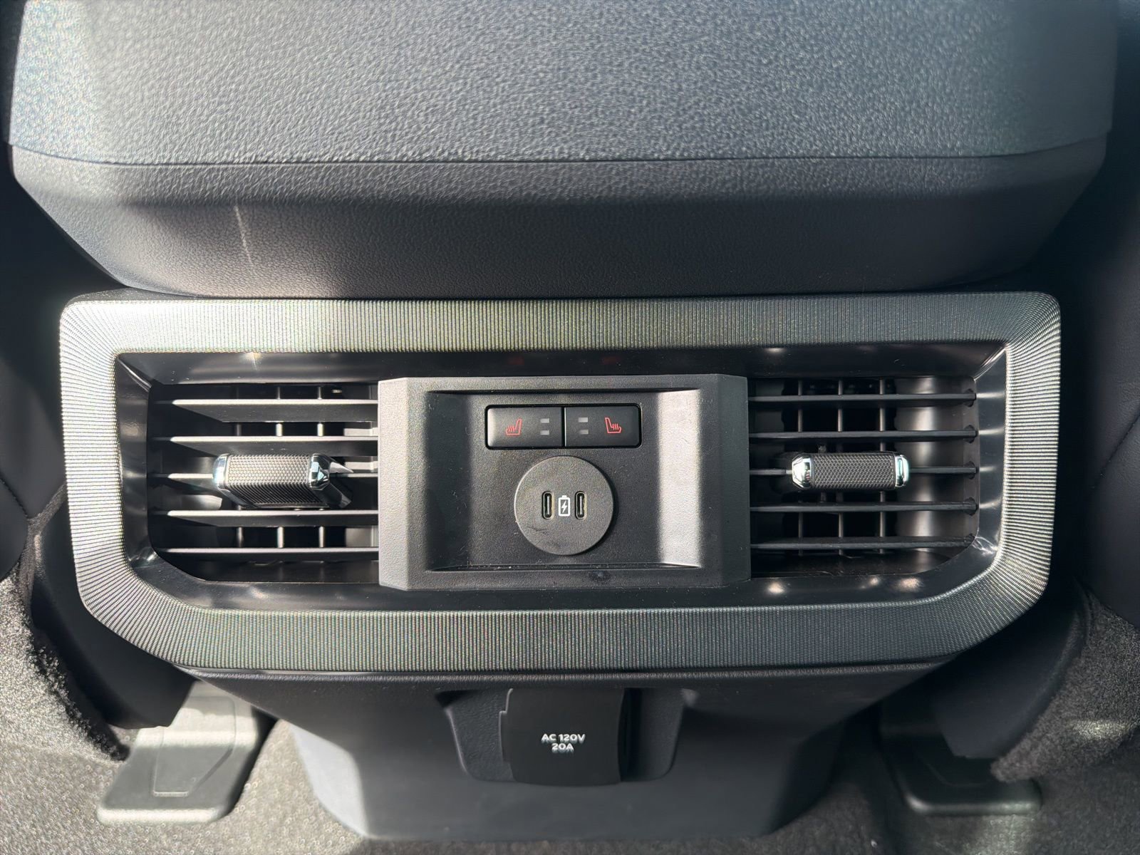 New 2026 Ford F250 Platinum image 25