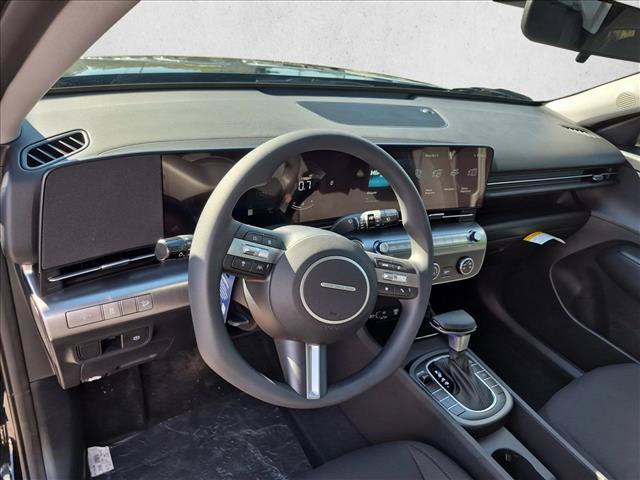 New 2027 Hyundai Kona SE FWD image 3