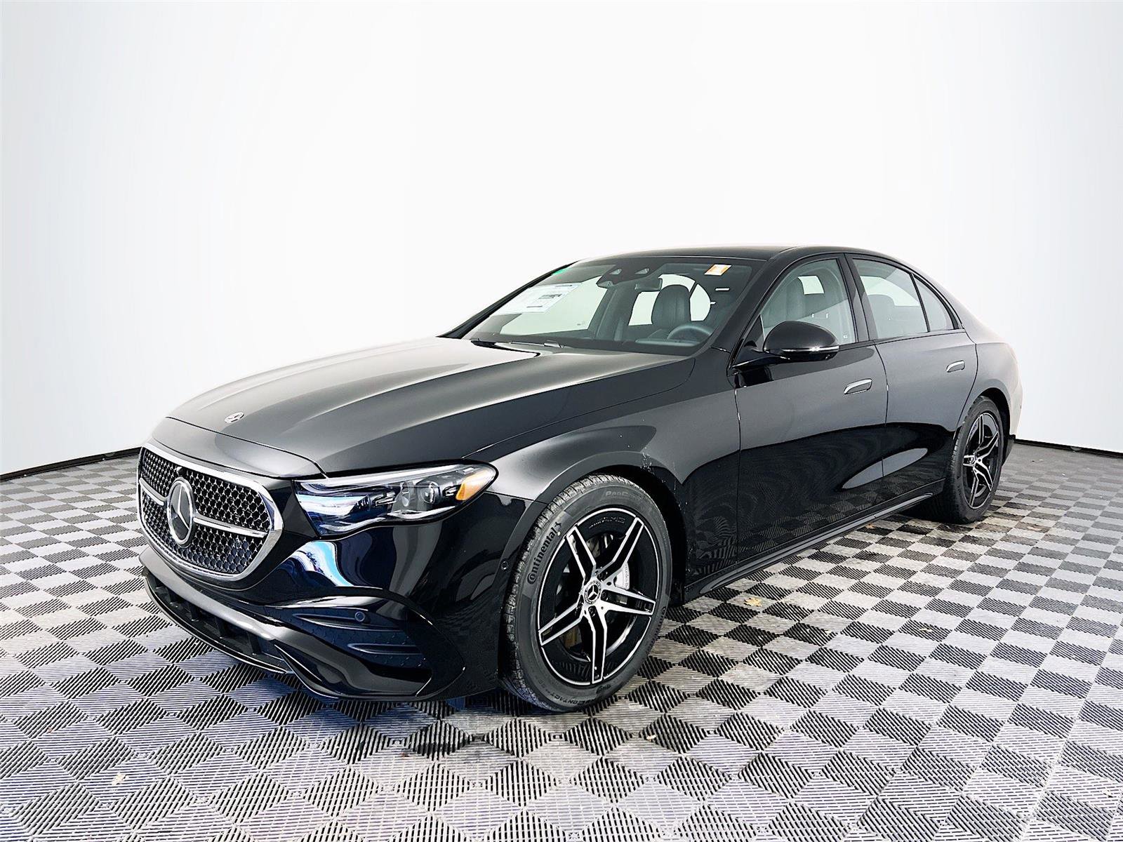 New 2026 Mercedes-Benz E 450 4MATIC Sedan image 2