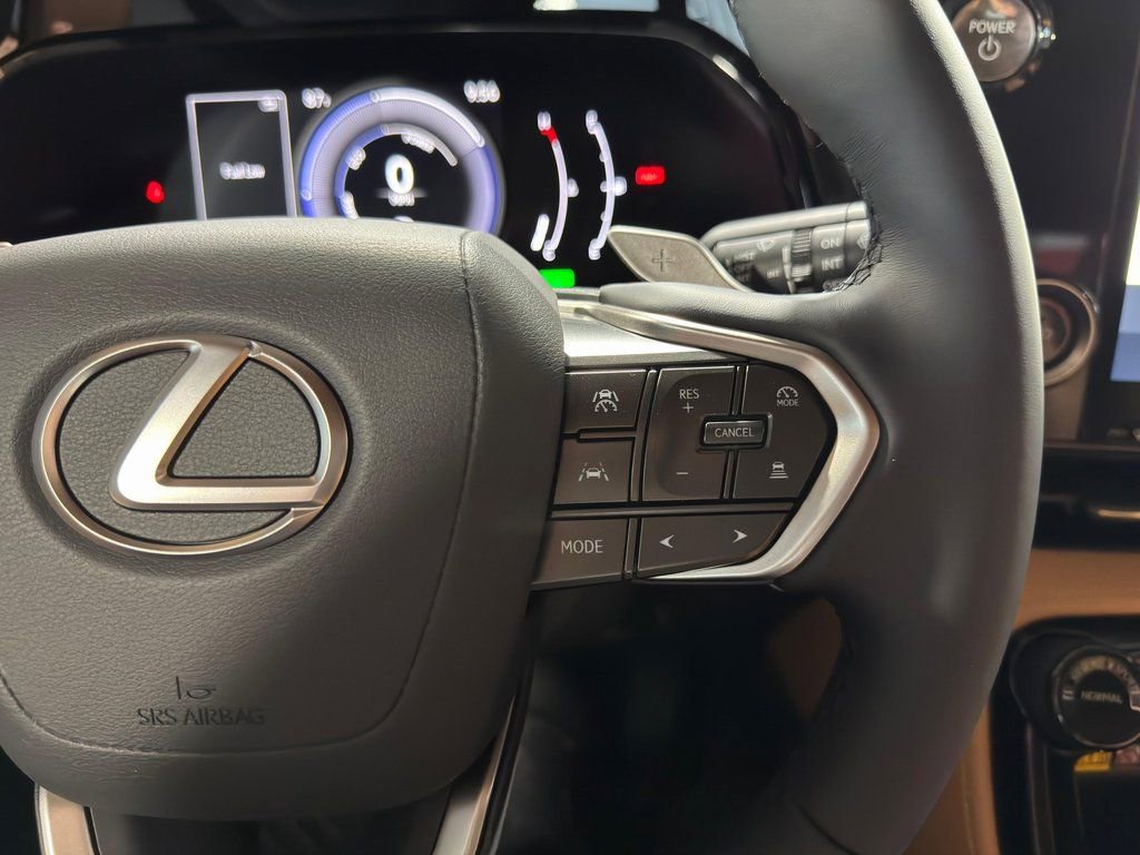 New 2026 Lexus NX 350h AWD image 17