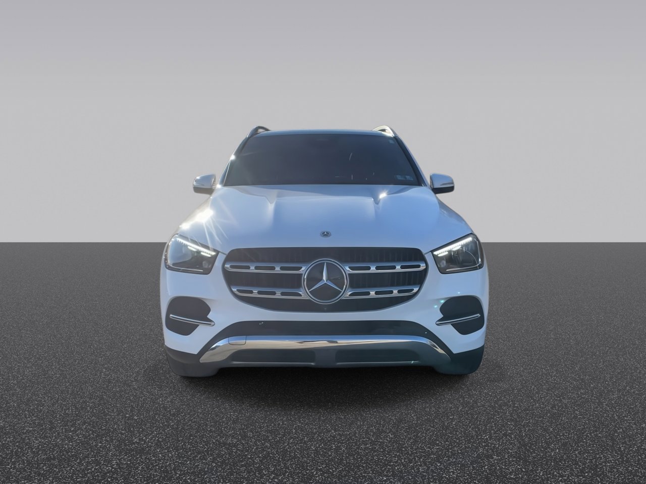 Used 2024 Mercedes-Benz GLE 350 4MATIC image 4