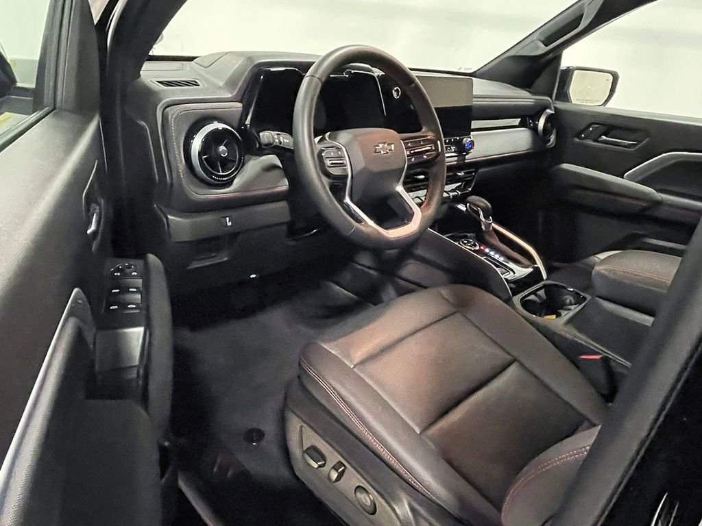 Used 2023 Chevrolet Colorado Z71 w/ Z71 Convenience Package 2 image 19