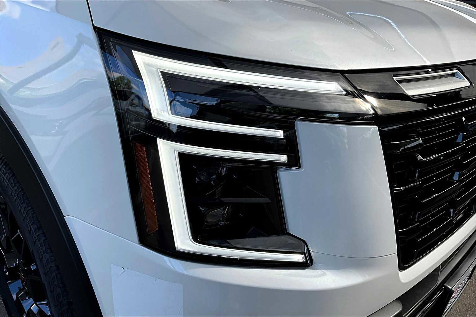 New 2026 Nissan Armada PRO-4X image 18