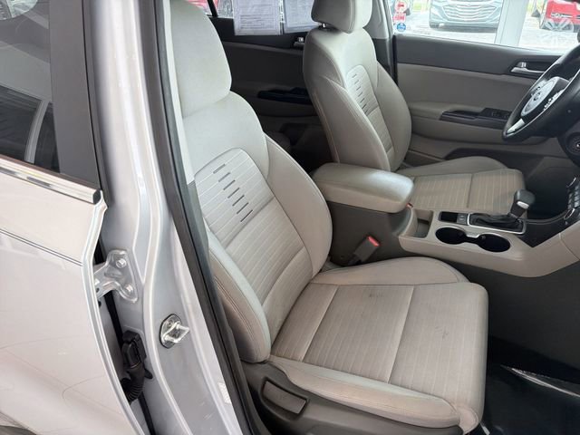 Used 2017 Kia Sportage LX w/ LX Popular Package image 18