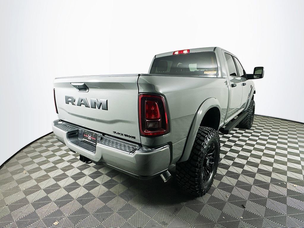 New 2026 RAM 3500 Big Horn AWD/4WD image 10