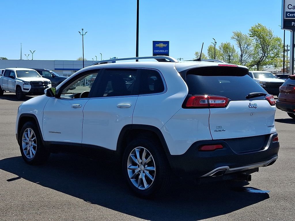 Used 2018 Jeep Cherokee Limited AWD/4WD image 4