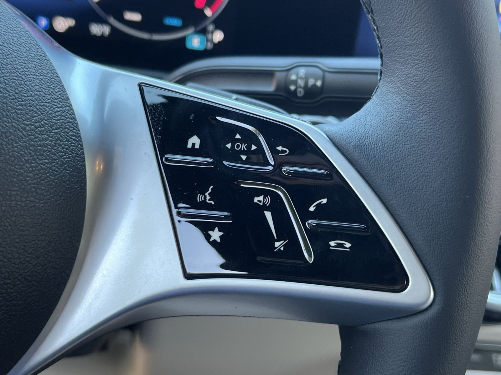 New 2026 Mercedes-Benz GLB 250 4MATIC image 37