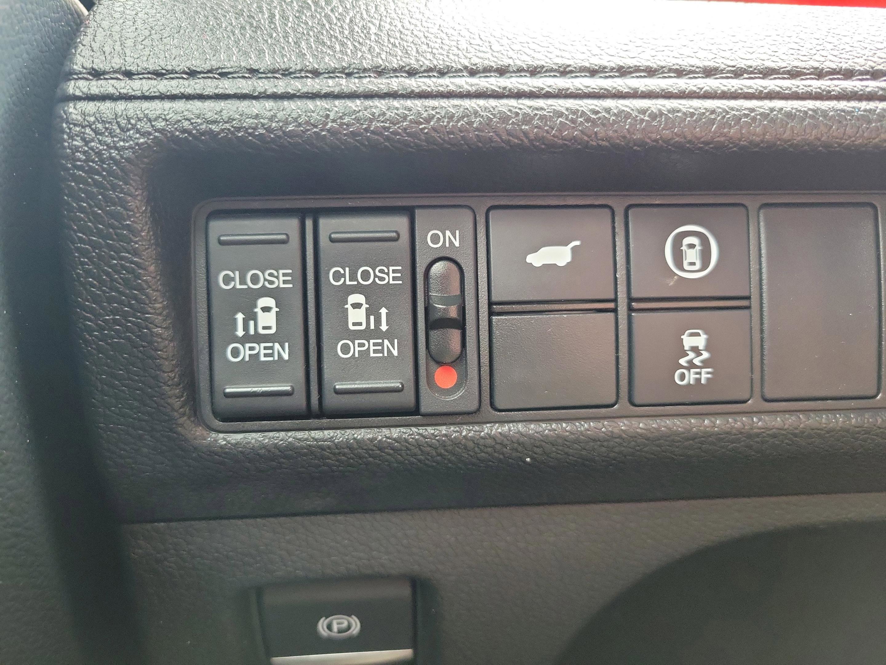 Certified 2024 Honda Odyssey Sport image 13