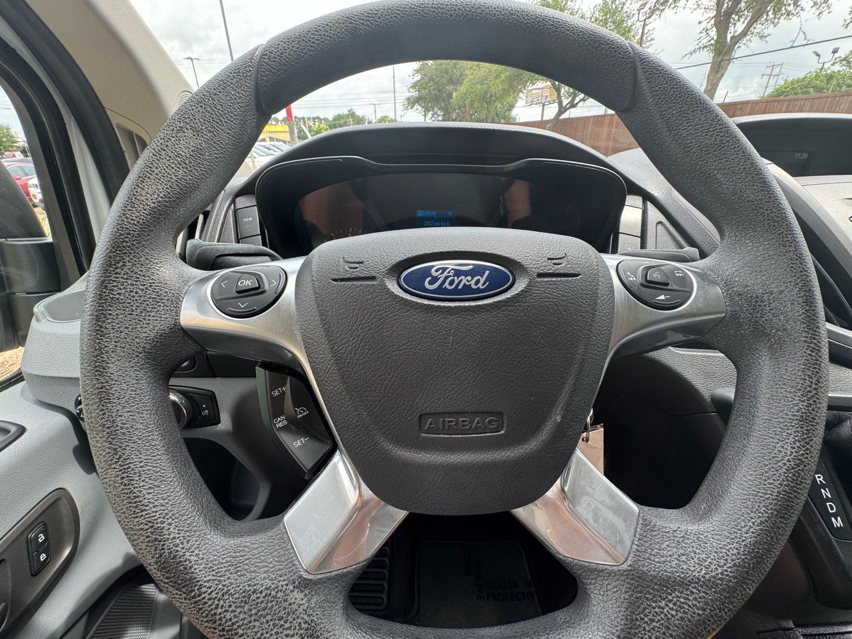 Used 2018 Ford Transit 150 XL RWD image 17