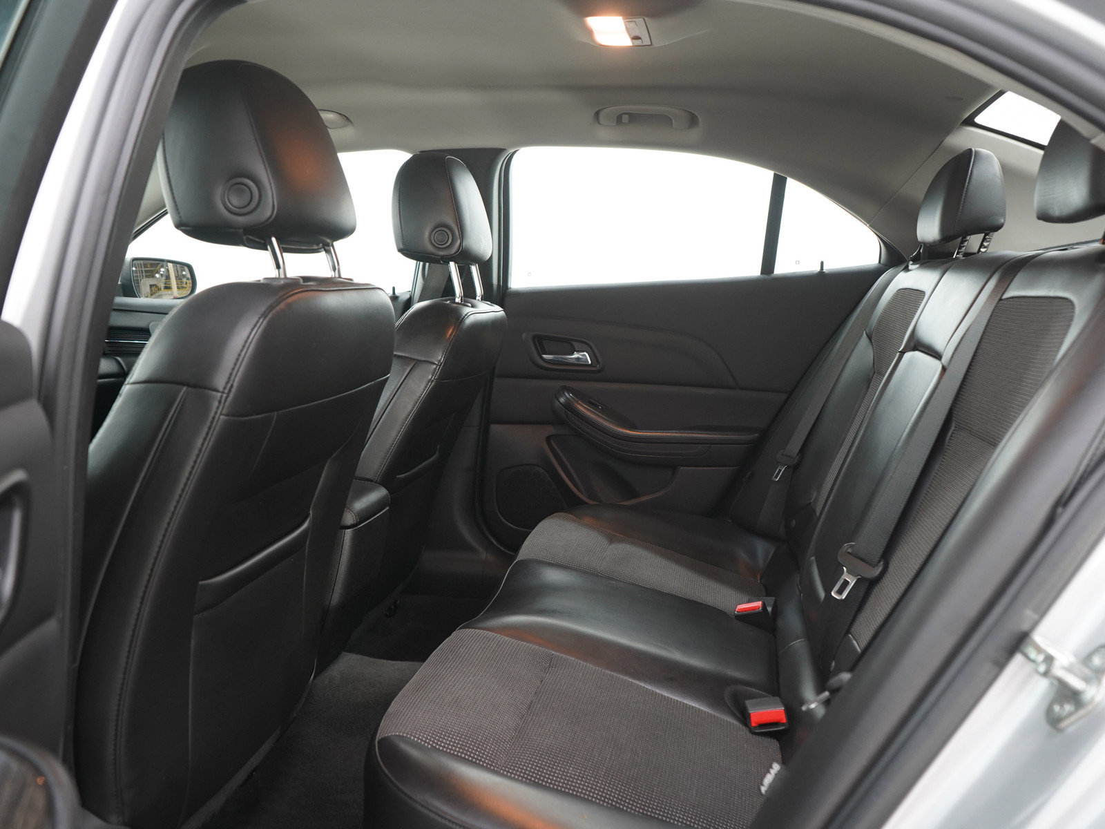 Used 2014 Chevrolet Malibu LT w/ Power Convenience Package FWD image 18