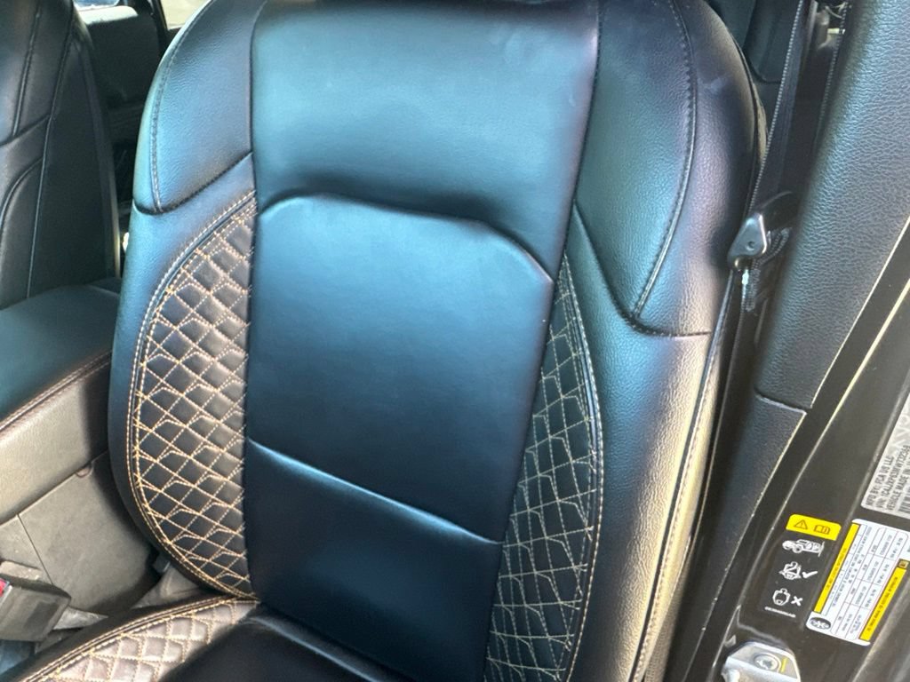 Used 2021 Jeep Wrangler Unlimited Sahara AWD/4WD image 33