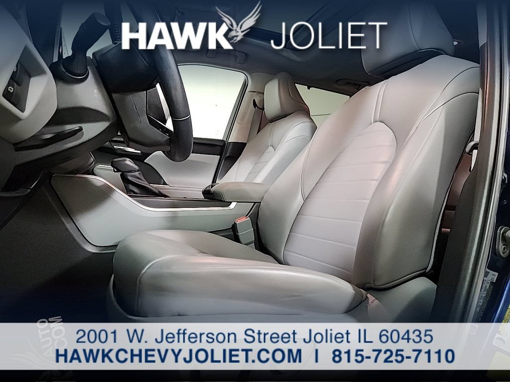 Used 2021 Toyota Highlander XLE AWD/4WD image 10