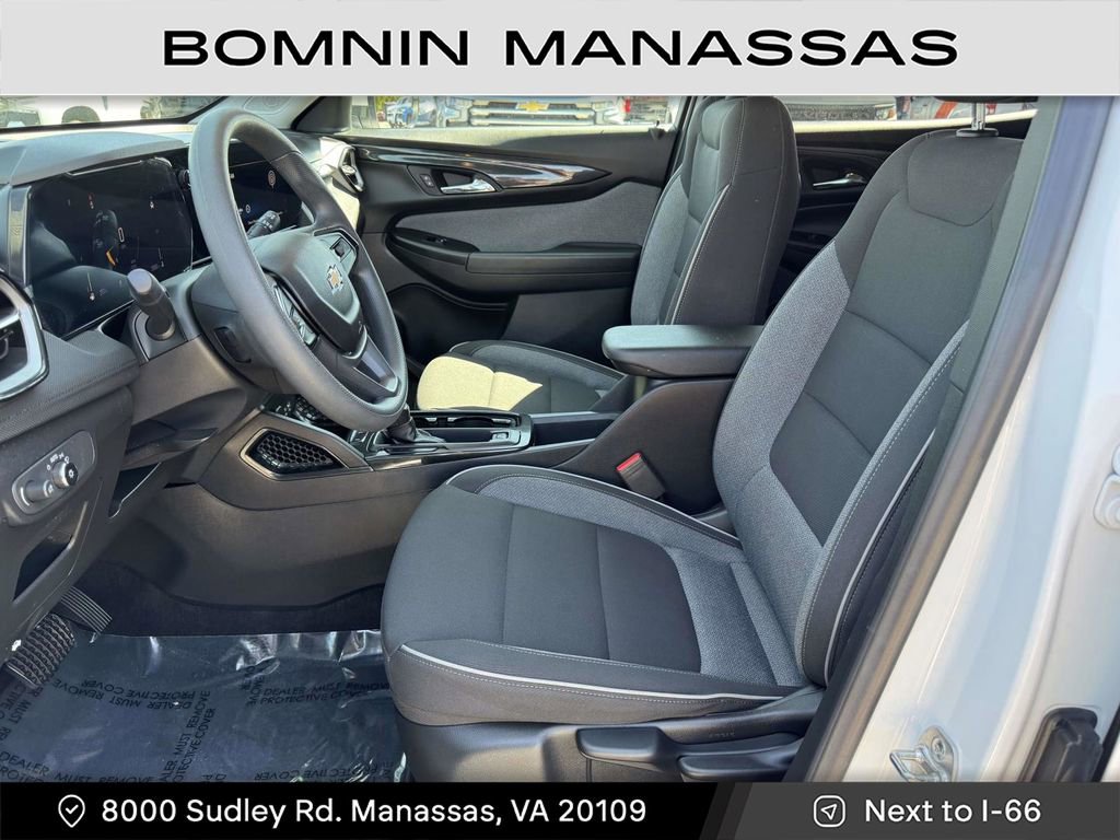 Used 2024 Chevrolet TrailBlazer LT image 13