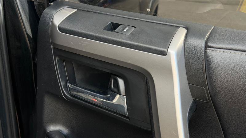Used 2017 Toyota 4Runner Limited AWD/4WD image 43