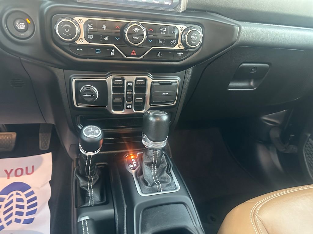 Used 2023 Jeep Wrangler Unlimited Sahara w/ Cold Weather Group image 11