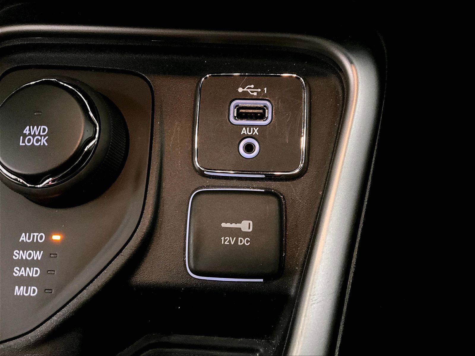 Used 2019 Jeep Compass Latitude w/ Popular Equipment Group image 31