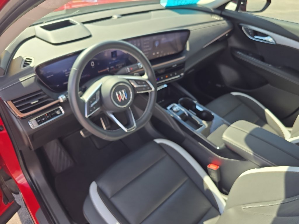 Certified 2025 Buick Envision Sport Touring AWD/4WD image 10