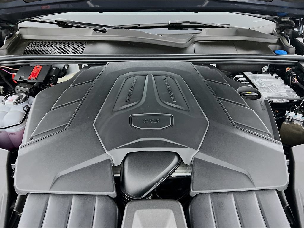 New 2026 Porsche Cayenne AWD/4WD image 32
