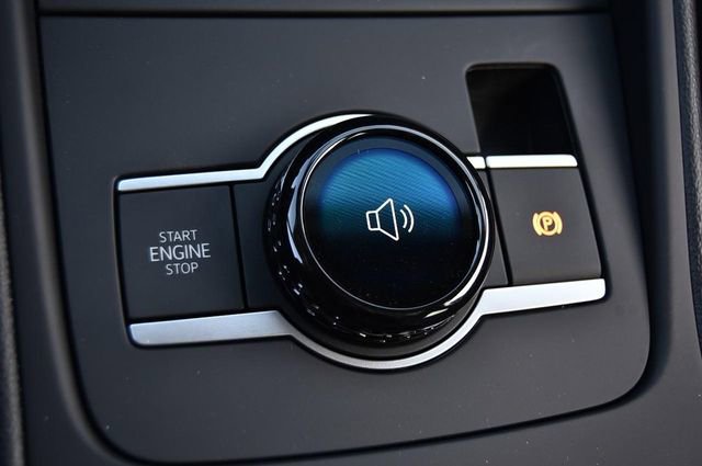 New 2026 Volkswagen Tiguan SE image 16