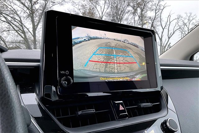 Used 2024 Toyota Corolla LE image 13