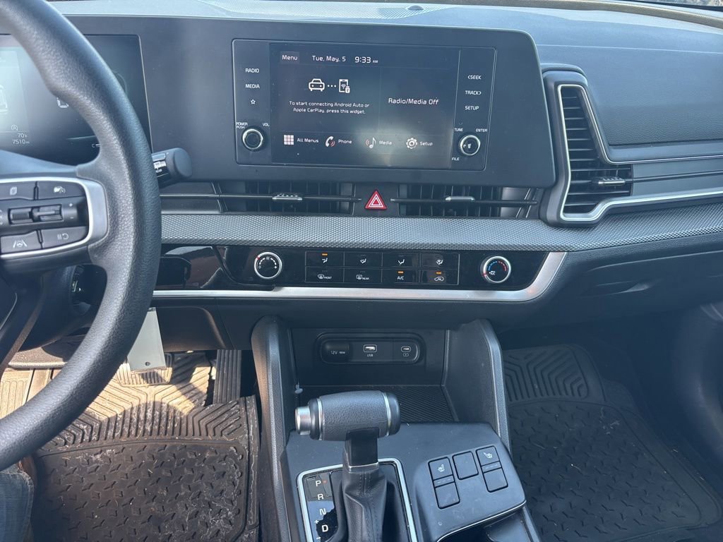 Used 2025 Kia Sportage LX AWD/4WD image 10