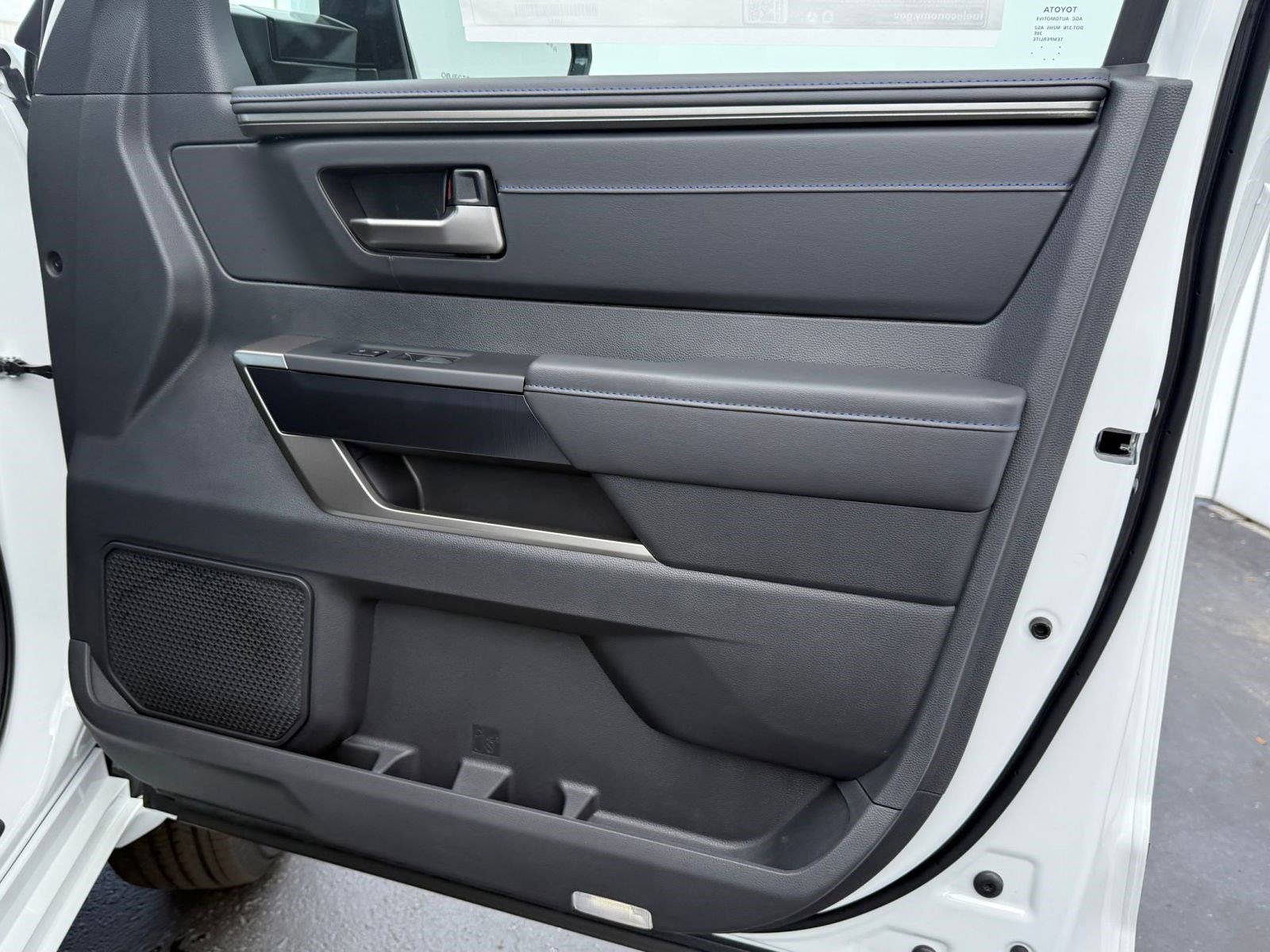 New 2026 Toyota Tundra Platinum image 32