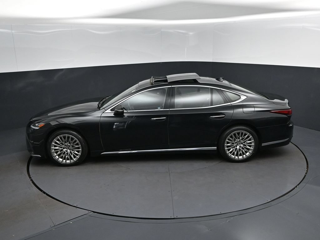 Certified 2024 Lexus LS 500 w/ Interior Upgrade Package RWD image 32