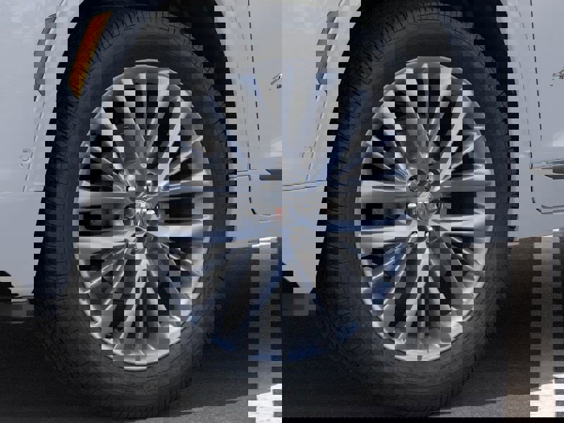 New 2026 Buick Enclave Avenir w/ Super Cruise Package image 9