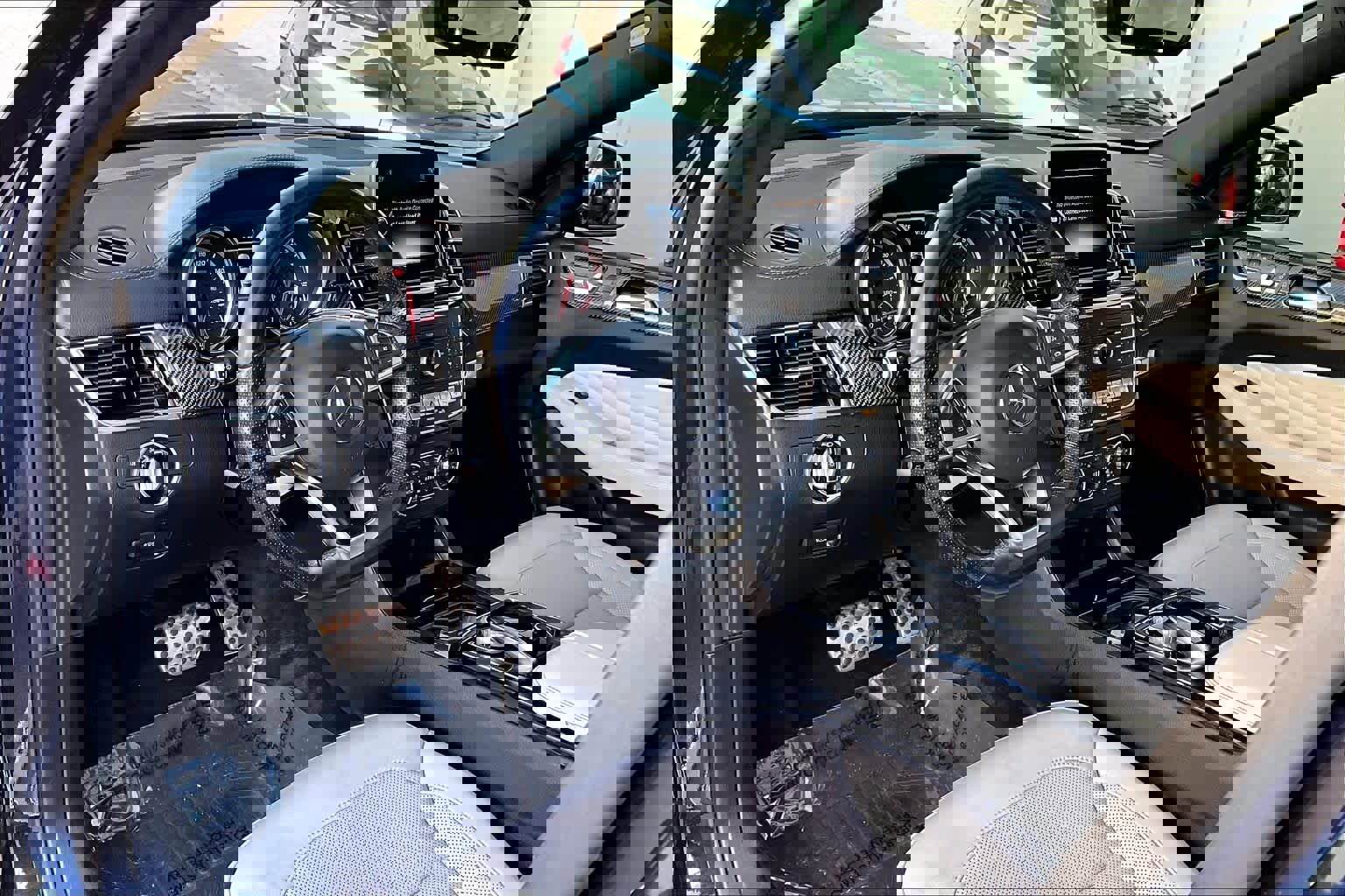 Used 2019 Mercedes-Benz GLE 43 AMG AMG GLE 43 image 18