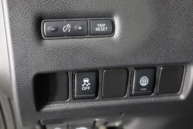 Used 2021 Nissan Murano S AWD/4WD image 22