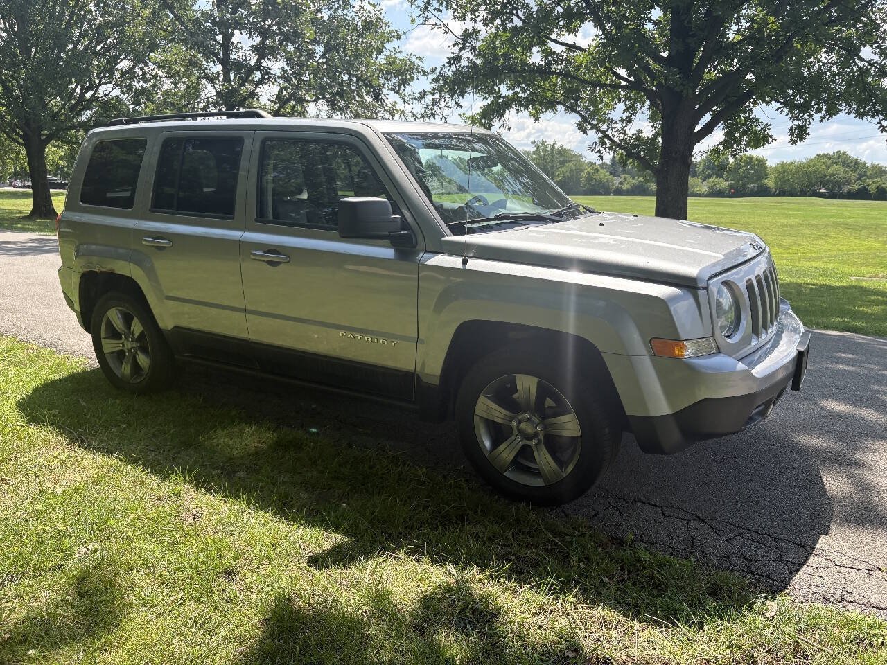Used 2014 Jeep Patriot High Altitude FWD image 20
