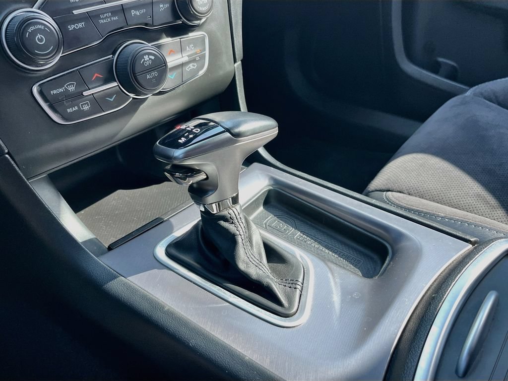 Used 2021 Dodge Charger R/T w/ Plus Group RWD image 16