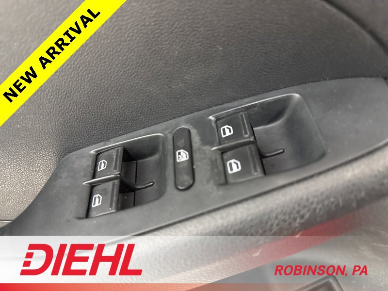 Used 2015 Volkswagen Jetta S image 18