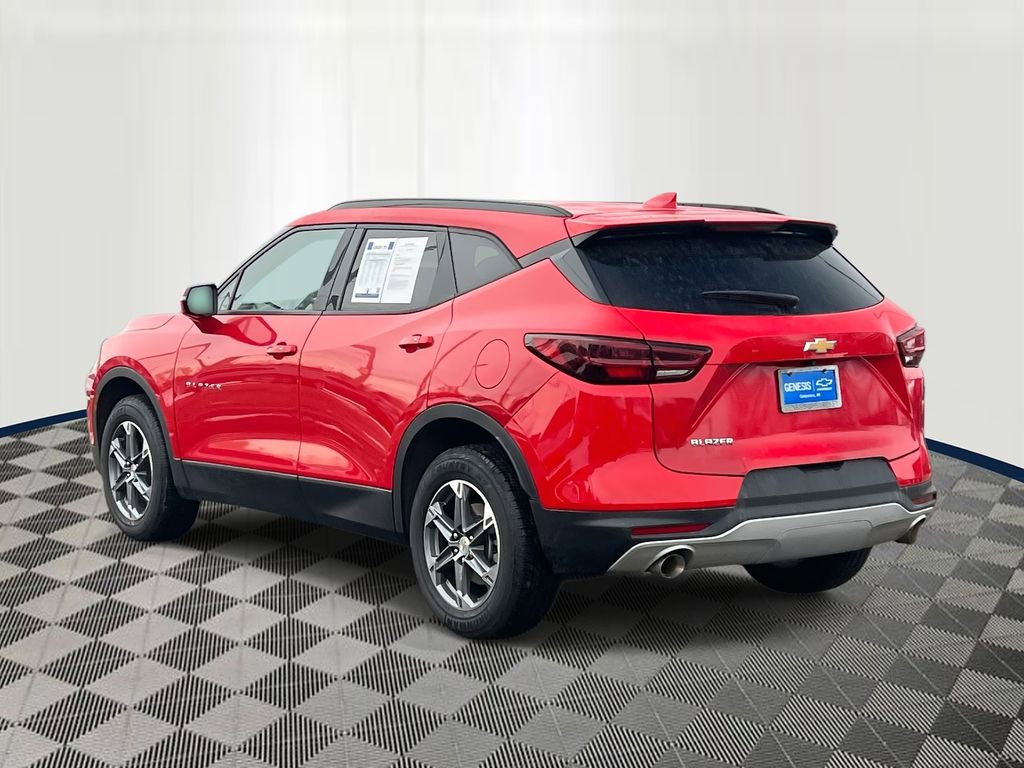 Used 2024 Chevrolet Blazer LT image 4