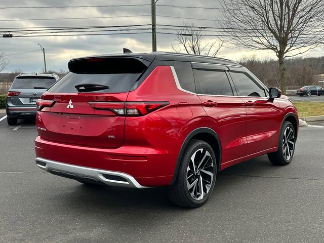 Used 2024 Mitsubishi Outlander SEL image 4