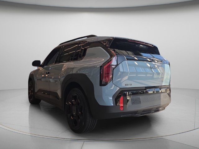 New 2027 Kia EV3 Wind FWD image 3