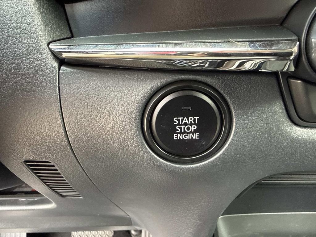 Certified 2025 MAZDA CX-30 AWD 2.5 S w/ Premium Package image 39