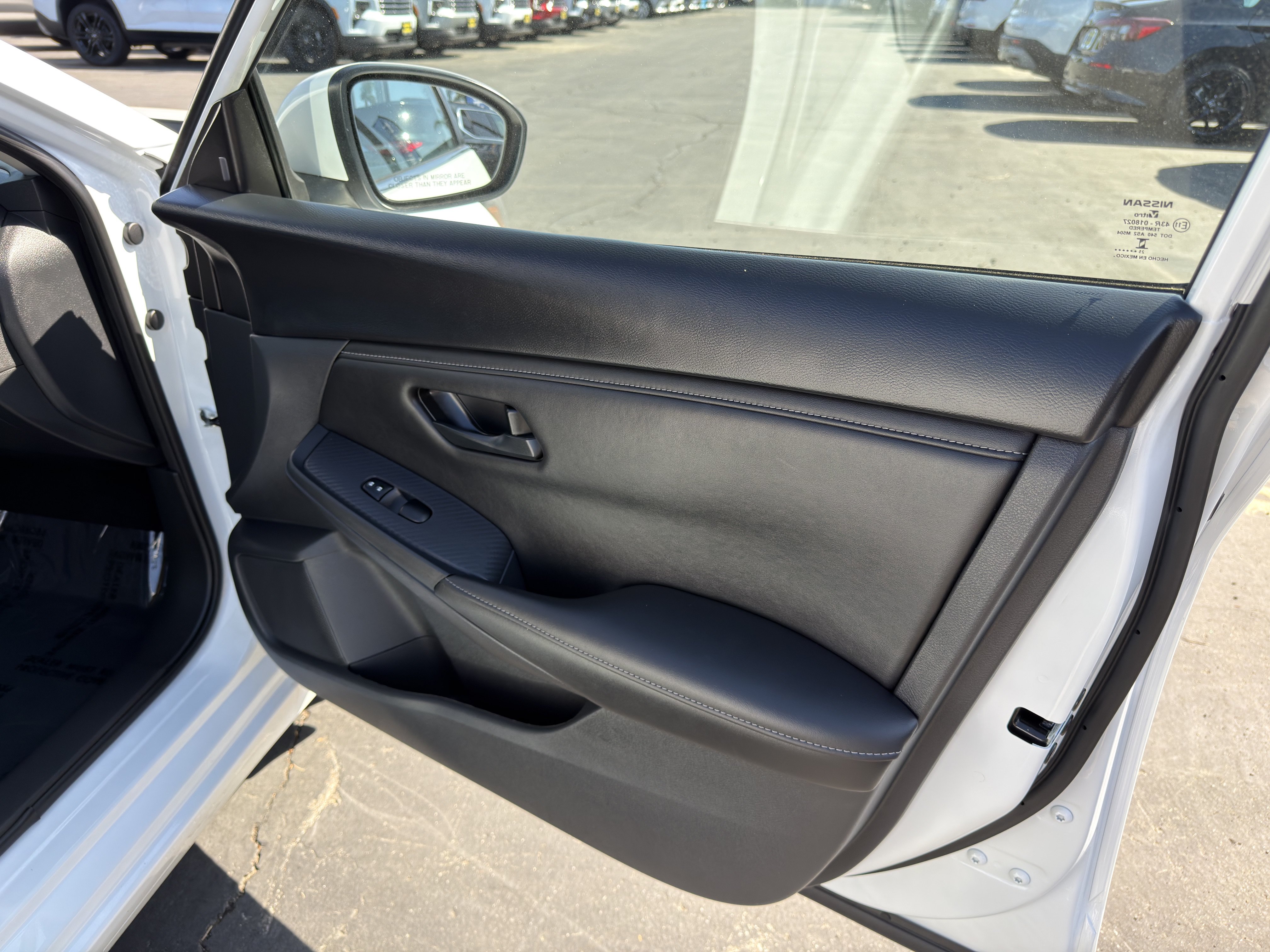 Used 2025 Nissan Sentra S FWD image 10