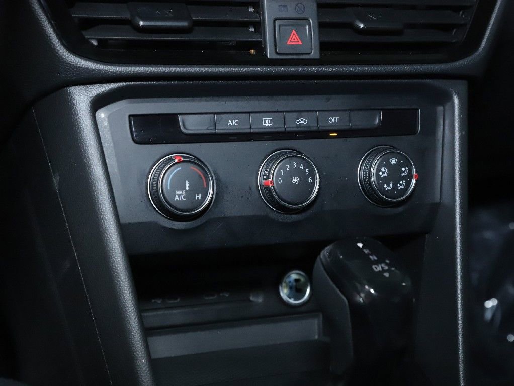 Used 2022 Volkswagen Taos S image 25