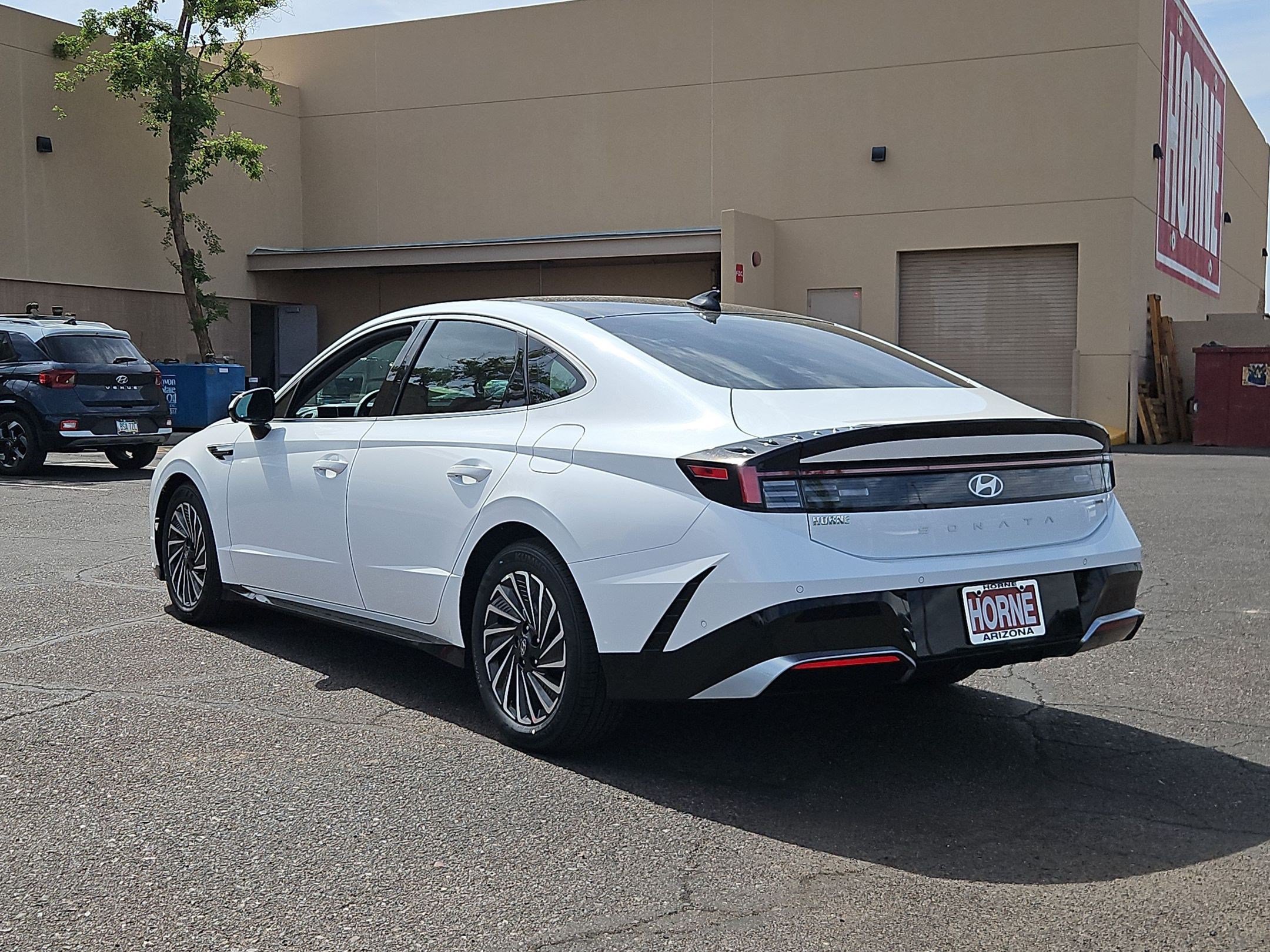 New 2026 Hyundai Sonata Limited FWD image 5
