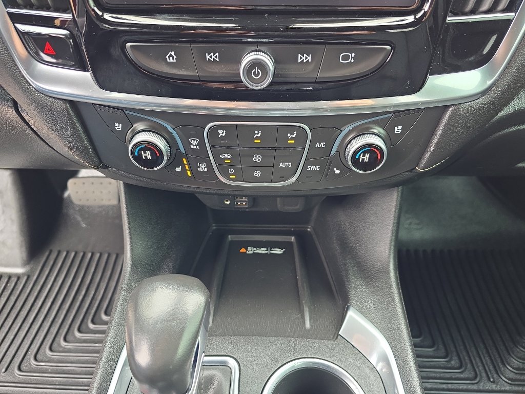 Certified 2022 Chevrolet Traverse Premier AWD/4WD image 17